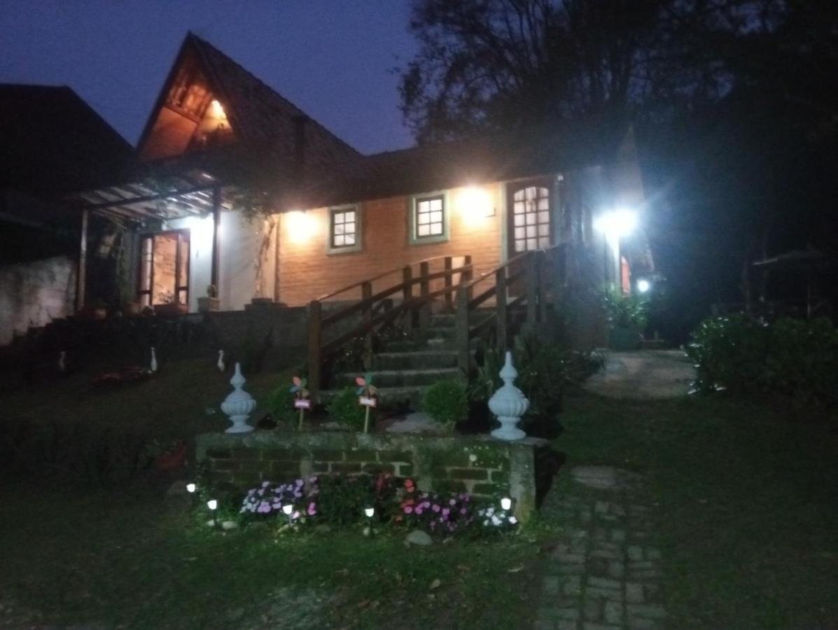 Casa Aconchegante Na Serra. Santo Antônio do Pinhal Esterno foto