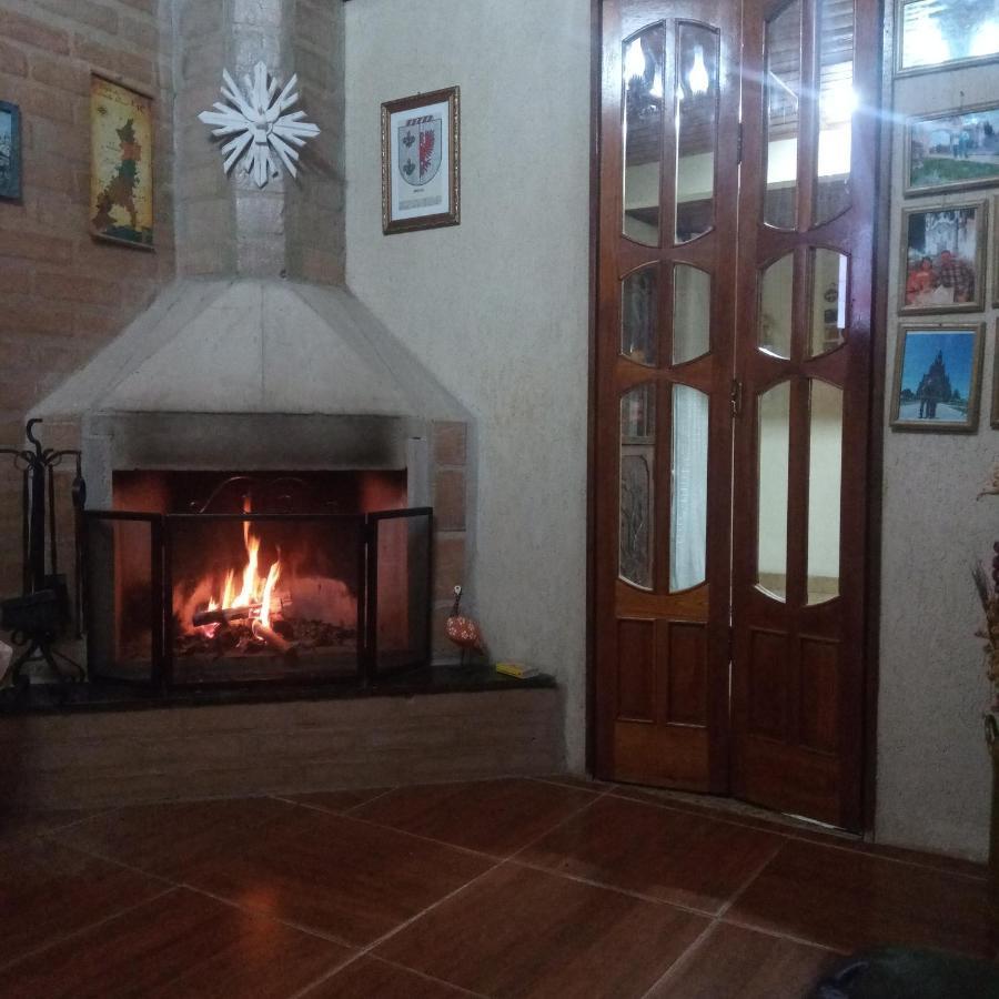 Casa Aconchegante Na Serra. Santo Antônio do Pinhal Esterno foto